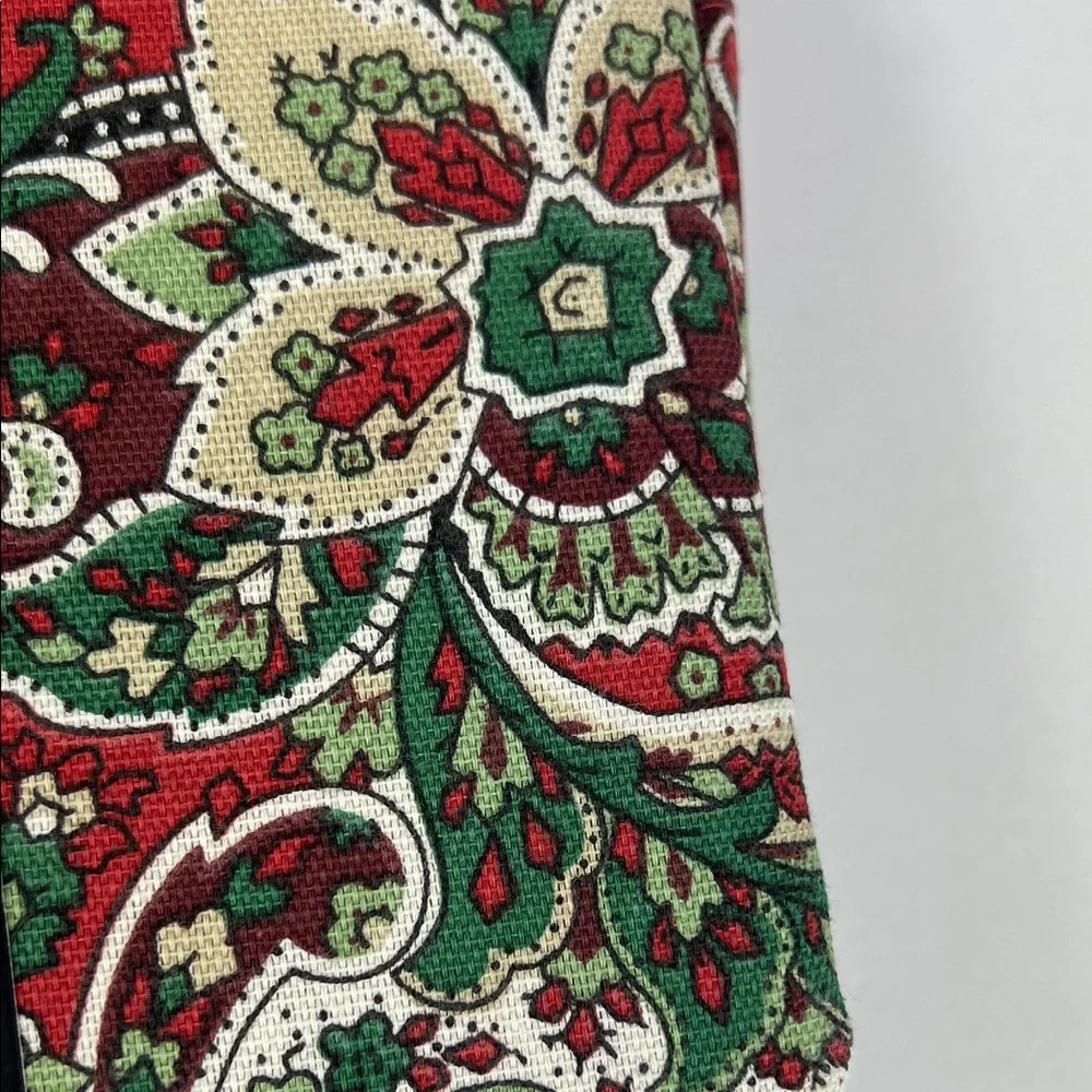 Ralph Lauren Tablecloth 60 x 84 and 4 Napkins Red & Green Paisley Christmas NEW